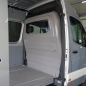 Preview: Trennwand B-Säule GfK - Mercedes Sprinter W907/ W910 (ab 18-) H1 - mit Scheibe