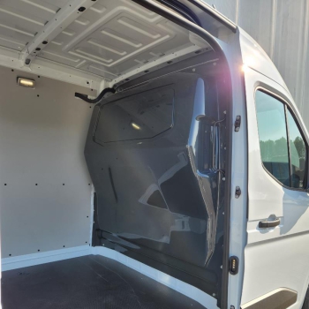 Trennwand B-Säule GfK - Renault Master IV (ab 24-)/ Nissan Interstar III (ab 24-) - ohne Scheibe