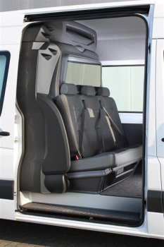 Multi-Cab Doppelkabinen Trennwand - Mercedes Sprinter (06-)/ VW Crafter (06-16)