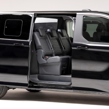 Trennwand C-Säule GfK - Ford Custom Tourneo II (23-)/ VW New Caravelle (T7/ 24-) - mit Scheibe