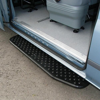 Seiten-Trittstufe - starr, Schiebetür rechts - MB Sprinter W906/ W907/ W910 (06-)/ VW Crafter I 06-