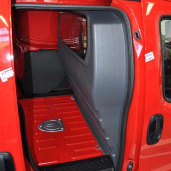 Trennwand B-Säule ABS - Citroen Nemo/ Fiat Fiorino/ Peugeot Bipper (ab 08-) - mit Scheibe,stoffbe.