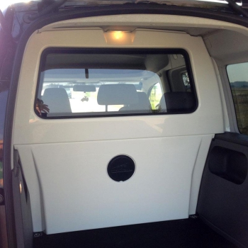 Trennwand C-Säule GfK - VW Caddy Life (2015-2020) - Oberteil - mit Fenster, stoffbezogen
