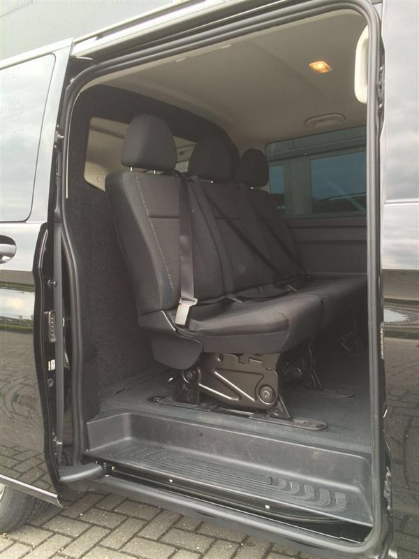 Trennwand C-Säule GfK - Mercedes Vito/ V-Klasse (ab 14-) SDR/ SD2 - mit Scheibe, stoffbez. (agp)