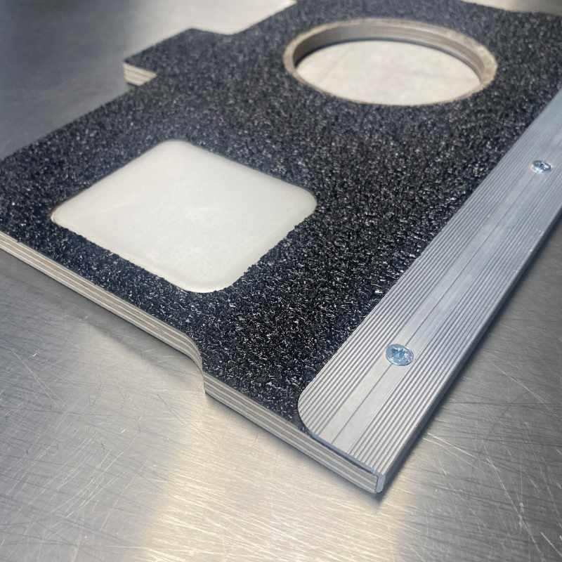 Bodenplatte schwarz 12mm Grip - Ford Transit Custom II (23-) New Transporter T7 (24-) L2 - DC/ HK