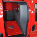 Trennwand B-Säule ABS - Citroen Nemo/ Fiat Fiorino/ Peugeot Bipper (ab 08-) - mit Scheibe,stoffbe.